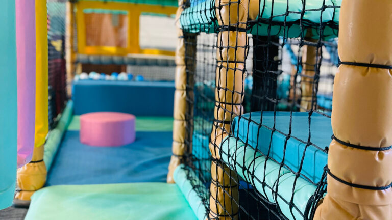 Munchkins play cafe in Byfleet